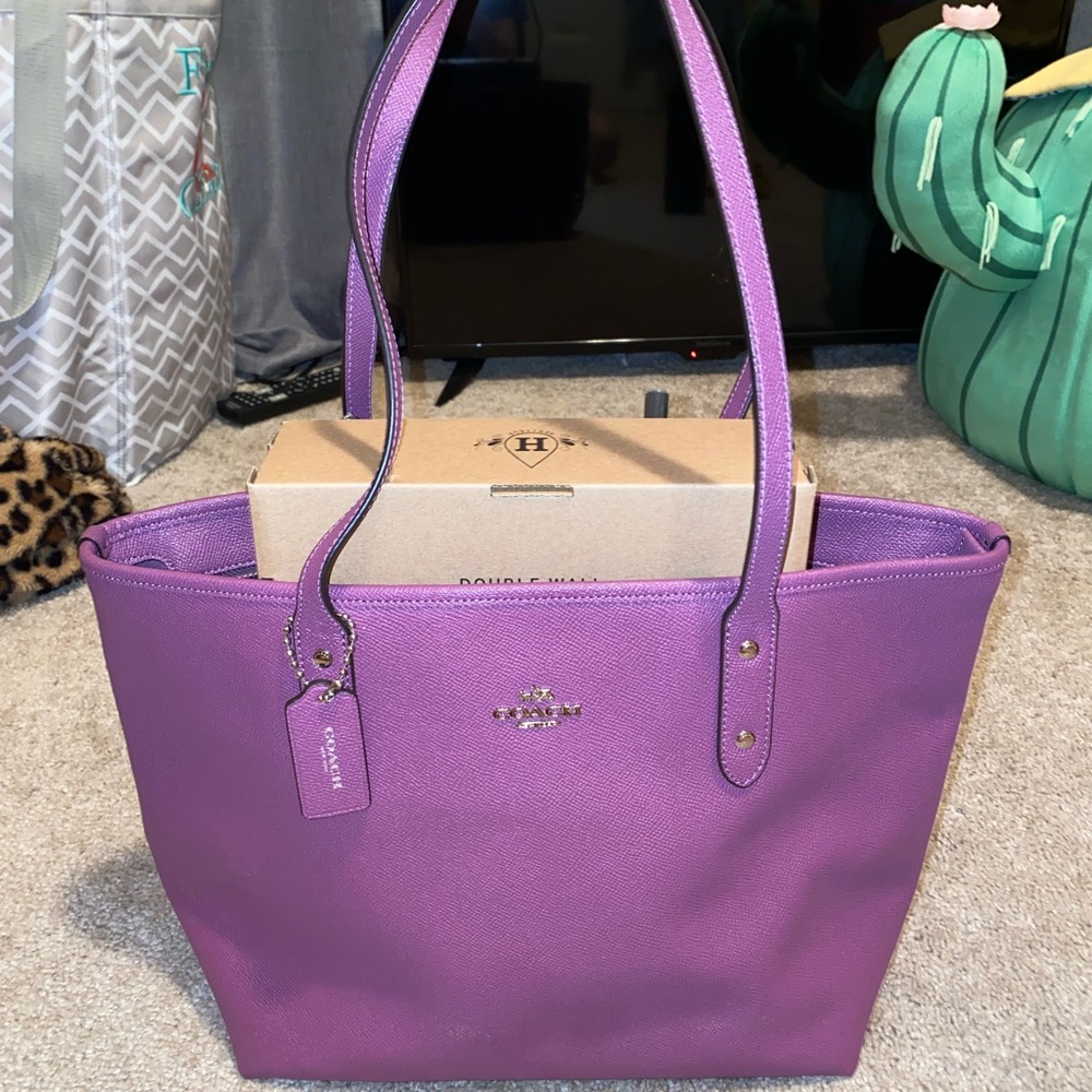 Purple coach bag/purse